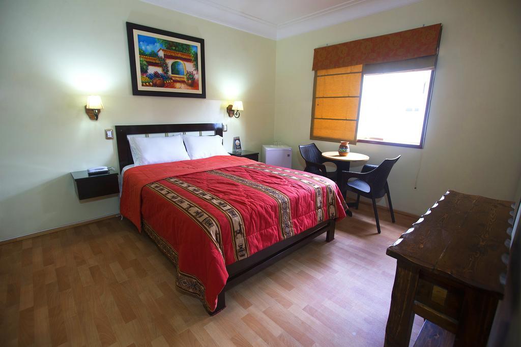 Hotel Tinkus Inn Лима Номер фото