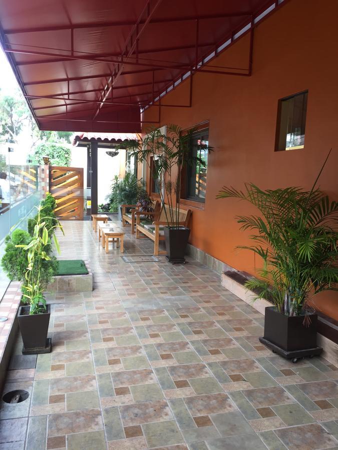 Hotel Tinkus Inn Лима Экстерьер фото